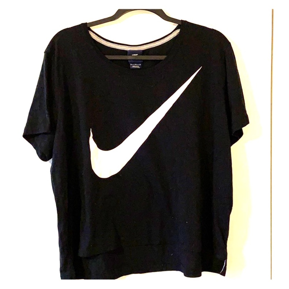 Women’s XL athletic top